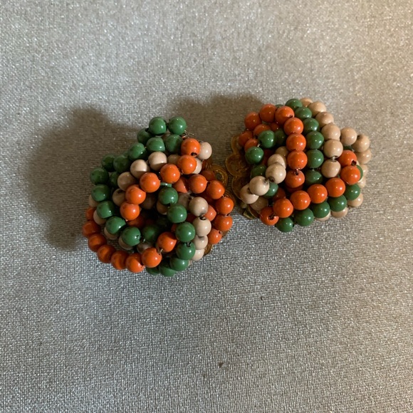 *Rare* Vintage 60’s LEHU Beaded Earrings - Picture 1 of 2